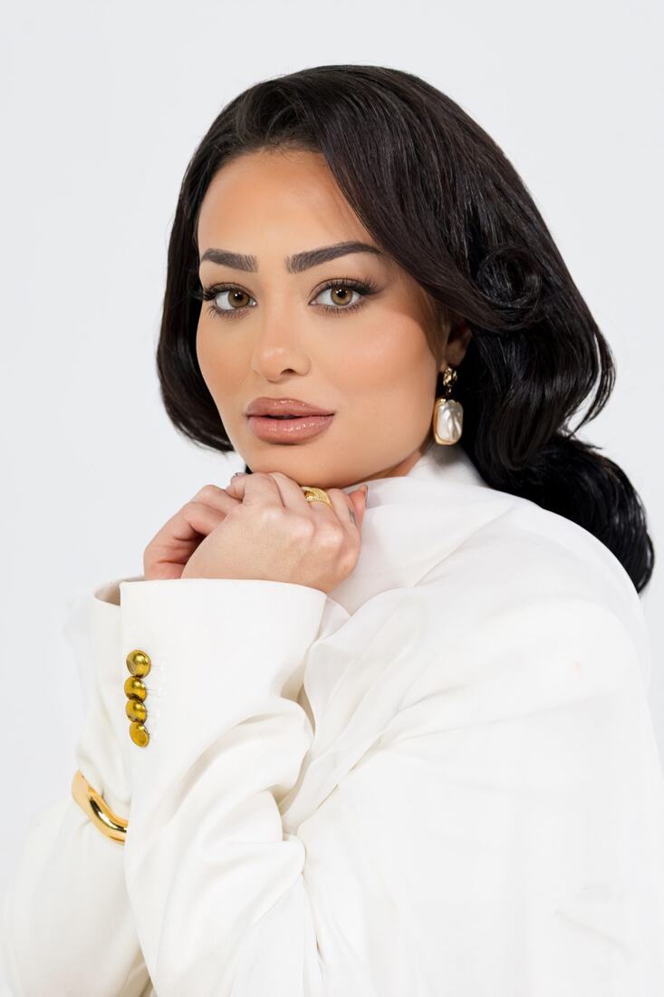 Nurse Yara, RPN — regenerative skin treatment specialist at Mirror